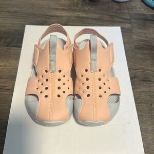 Nike sunray sandals size 11c minimal wear